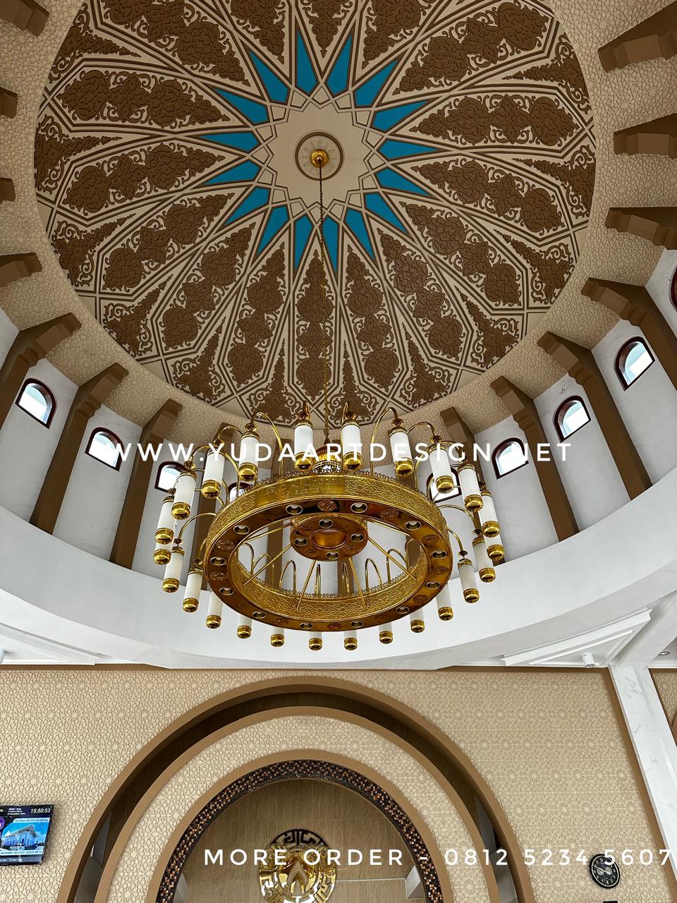 Lampu Gantung Masjid Kuningan Model Nabawi: Reproduksi Skala Monumental dan Keagungan Spiritual untuk Ruang Ibadah Bekasi